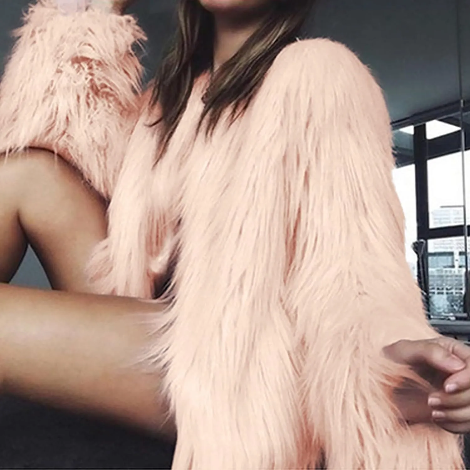 Womens Open Front Faux Fur Cardigan Winter Fashion Oversize Thermal Jackets Casual Long Sleeve Chunky Fuzzy Outwears